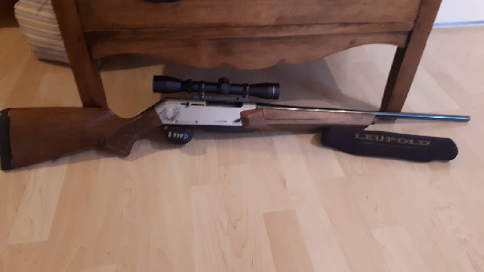 Carabine Browning 30-06 avec Télescope Leupold