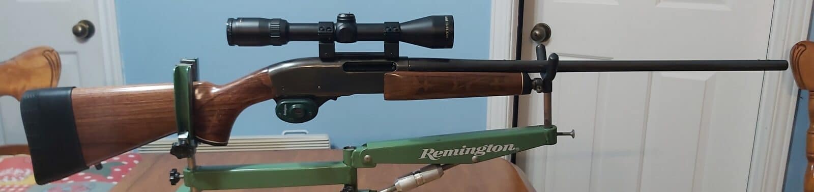 CARABINE REMINGTON 7600, 270Win a pompe avec TELESCOPE.