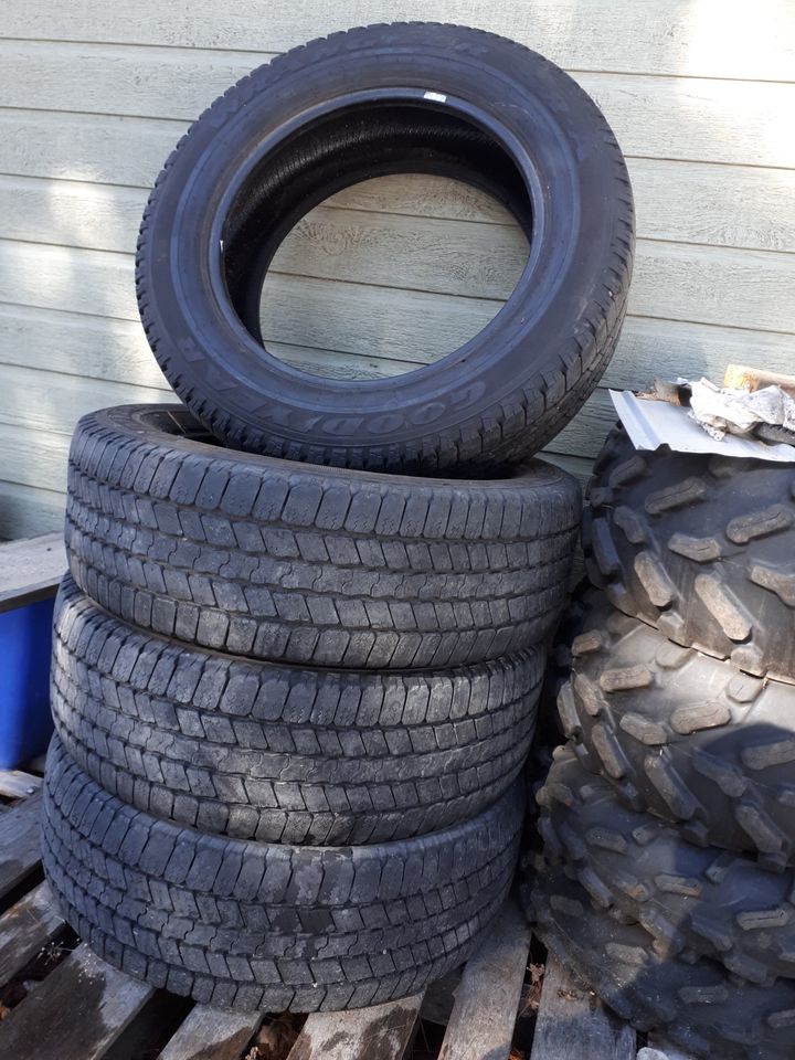 4 pneus LT 265/60r-20 M-S Goodyear Wrangler SR-A, load Range E.