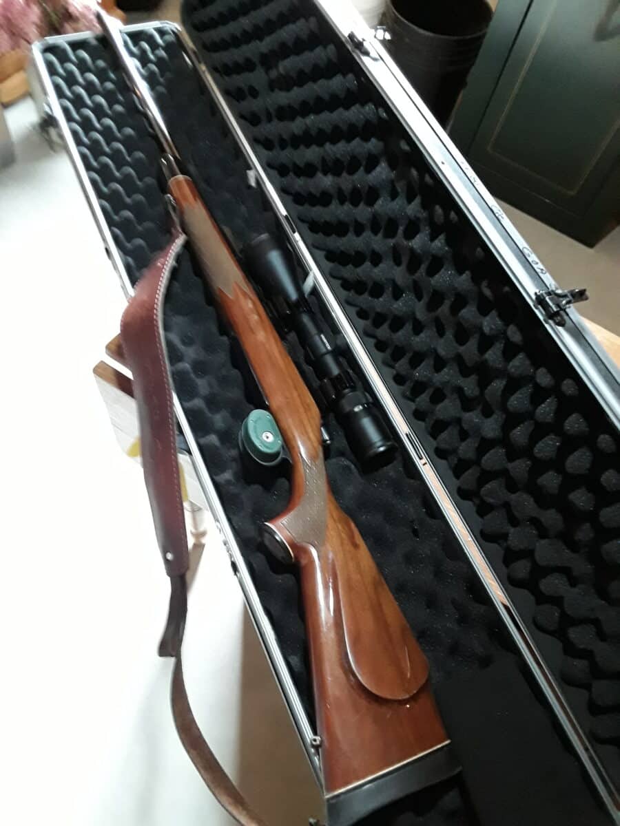 7mm remington magnum ,télescope vortex garanti à vie très propre