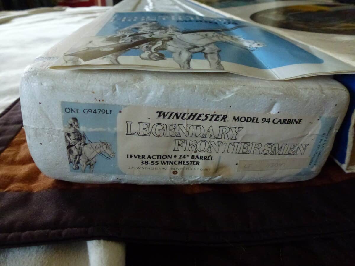 ***BOX 175$***WINCHESTER COMMEMORATIVE LEGENDARY FRONTIERSMAN