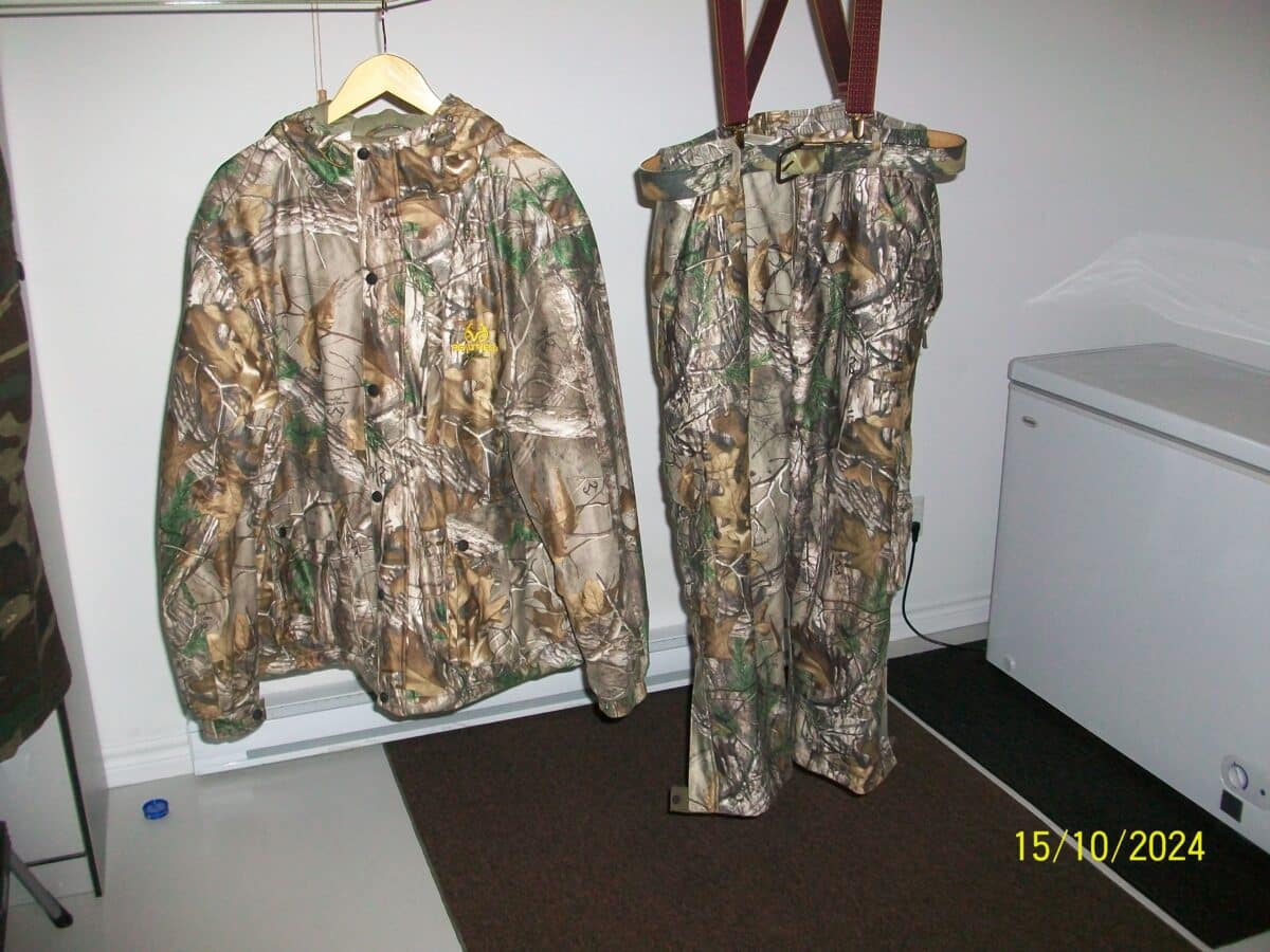 ensemble de chasse camo realtree (grand)