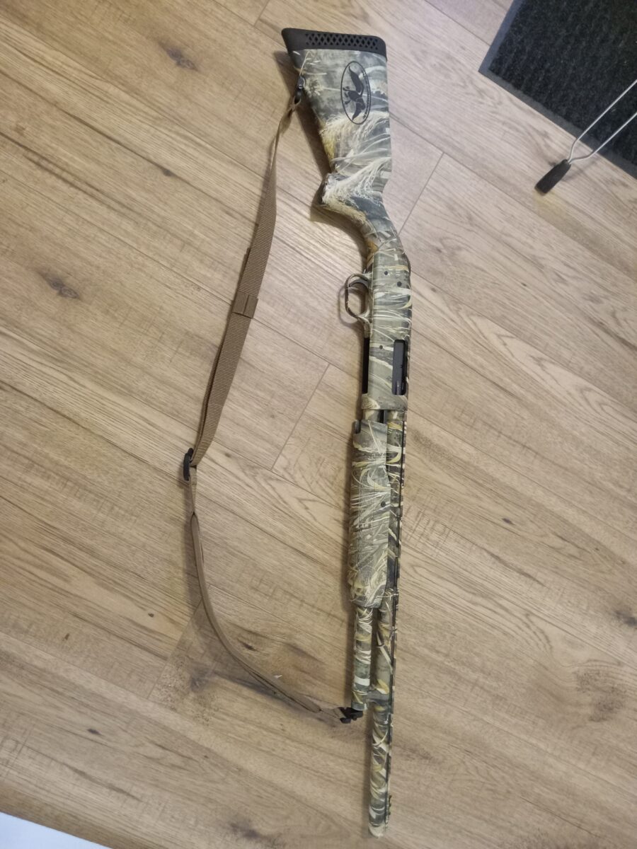 Mossberg calibre .20 camo duck commander